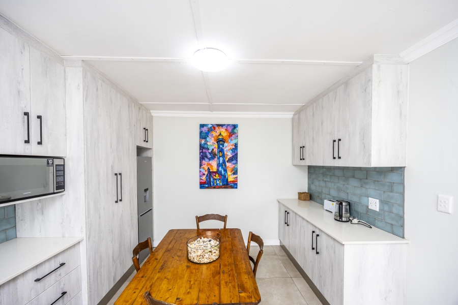 3 Bedroom Property for Sale in Marshstrand Eastern Cape